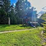 Apartmán Ferienhus 02 Mit Gratis Nutzung Vom Ahoi Erlebnisbad Und Sauna In Sellin Baabe