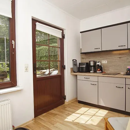 Апартаменты Ferienhus 02 Terrasse, Gratis Nutzung Vom Ahoi Erlebnisbad Und Sauna In Sellin Бабе